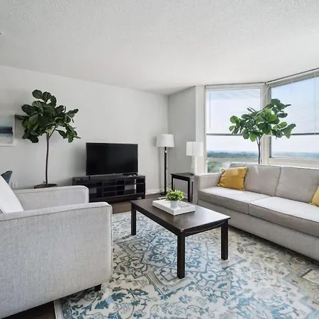 2Br Executive City Suite With Gym & Pool